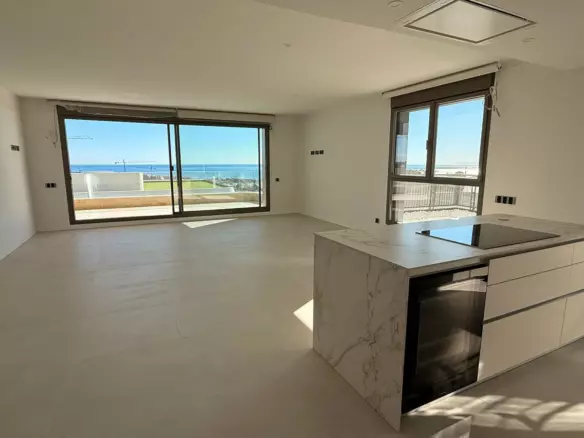 3-bedroom Apartment In Estepona, Spain (175 M²)