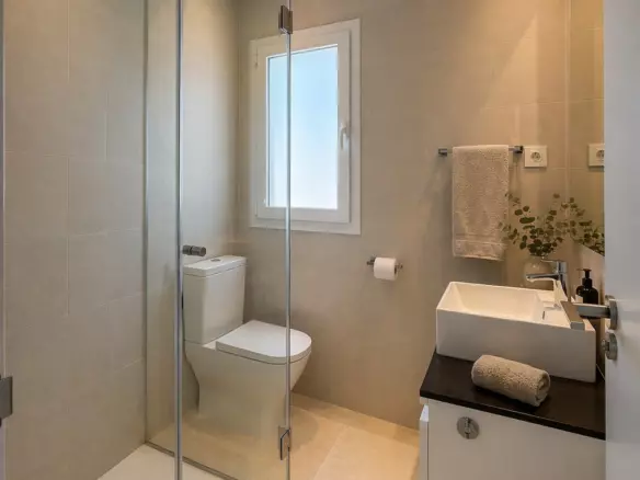 2-bedroom Apartment In Benahavis, Spain (106 M²)