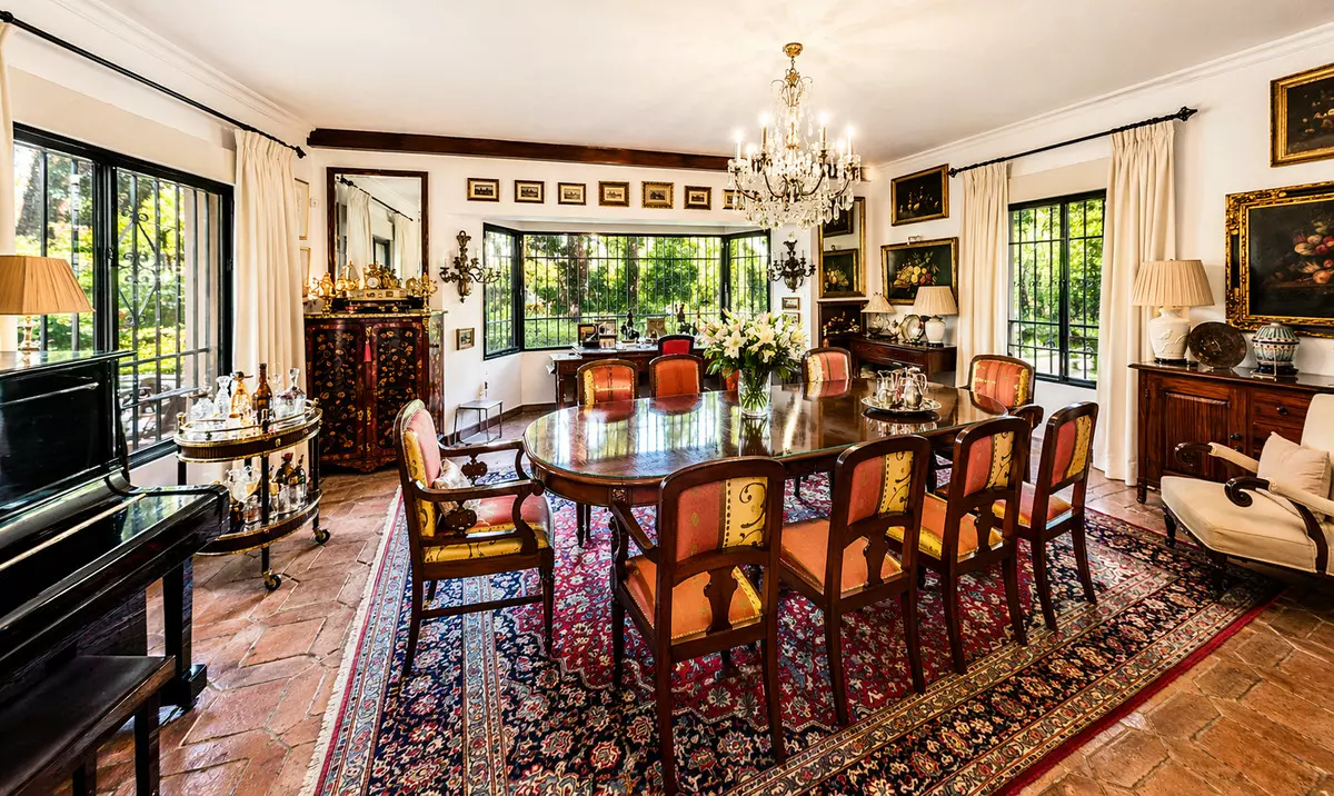5-bedroom Villa In Marbella, Spain (450 M²)
