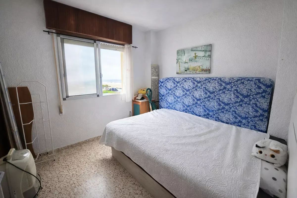 3-bedroom Apartment In Guardamar Del Segura, Spain (67 M²)