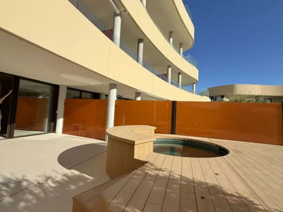 3-bedroom Apartment In Benalmádena, Spain (177 M²)