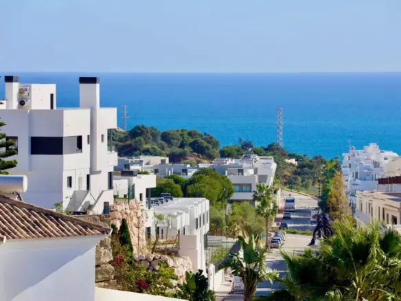 3-bedroom Villa In Mijas, Spain (158 M²)
