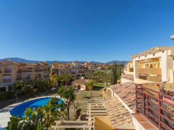 4-bedroom Town House In Estepona, Spain (235 M²)