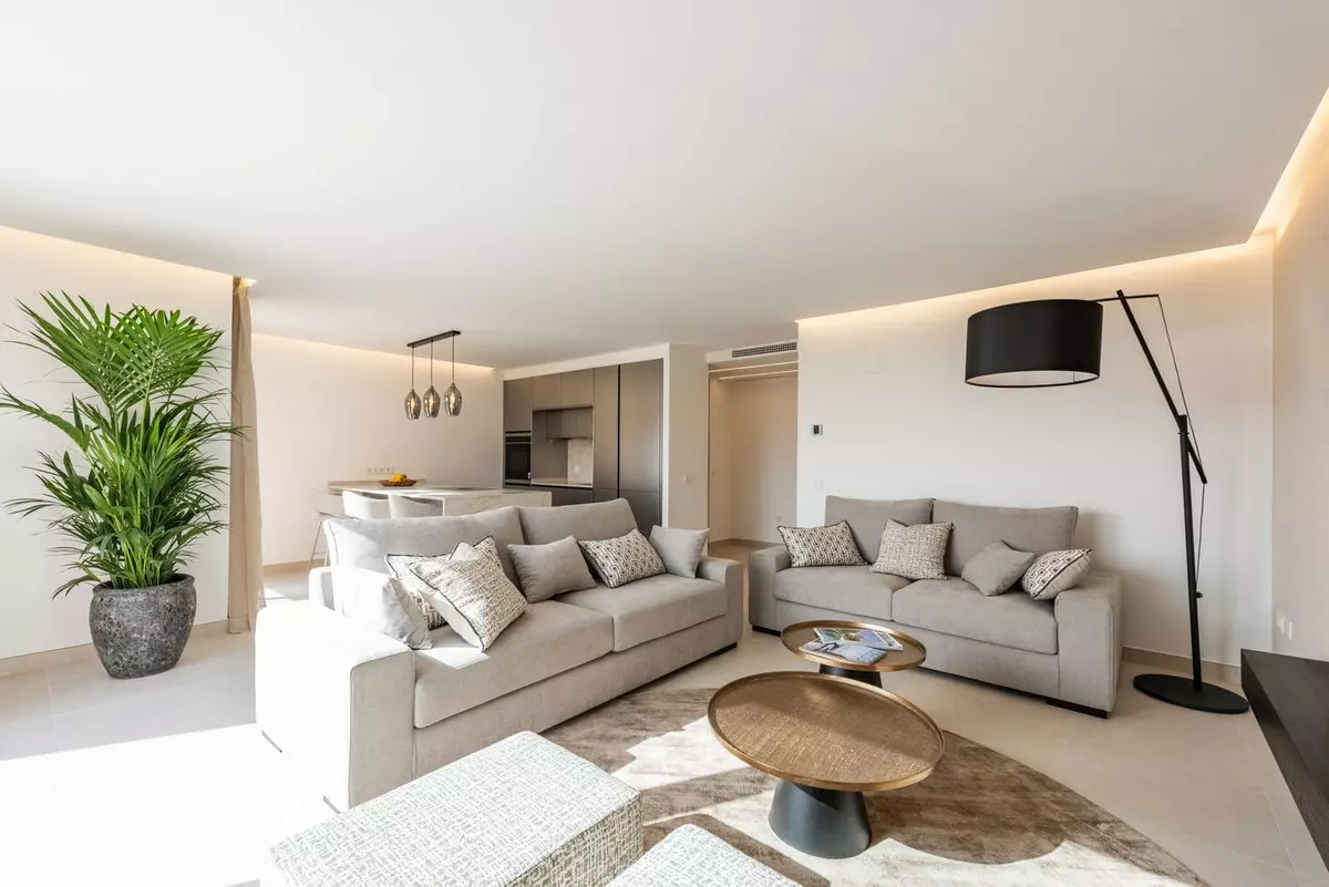 2-bedroom Apartment In Estepona, Spain (88 M²)