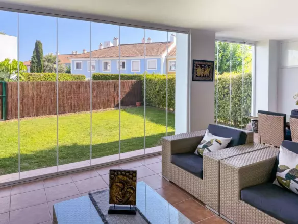 2-bedroom Apartment In Estepona, Spain (106 M²)