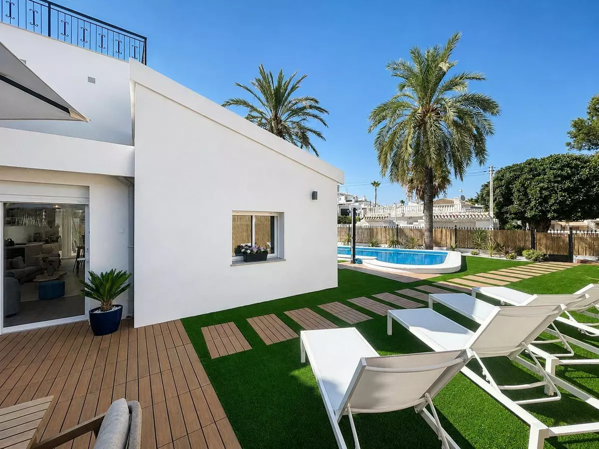 4-bedroom Semi In Orihuela, Spain (104 M²)
