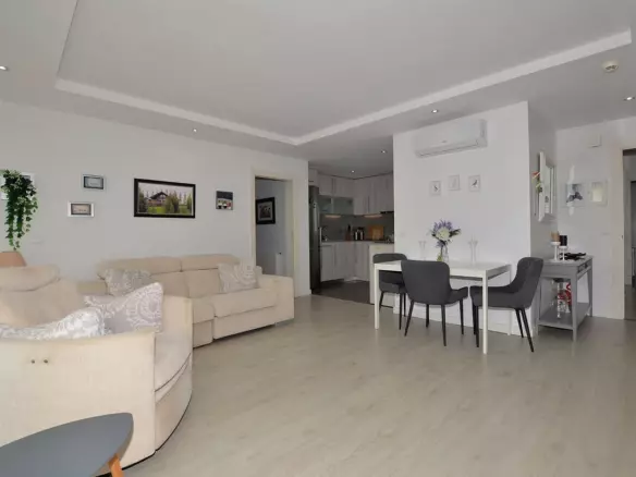 2-bedroom Apartment In Benalmádena, Spain (106 M²)