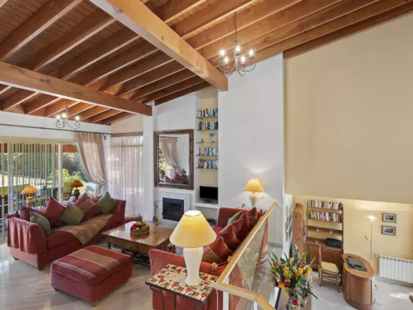 3-bedroom Villa In Benahavis, Spain (245 M²)