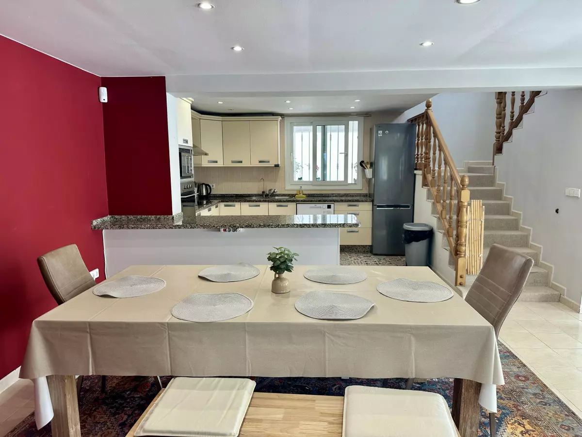 3-bedroom Villa In Marbella, Spain (191 M²)