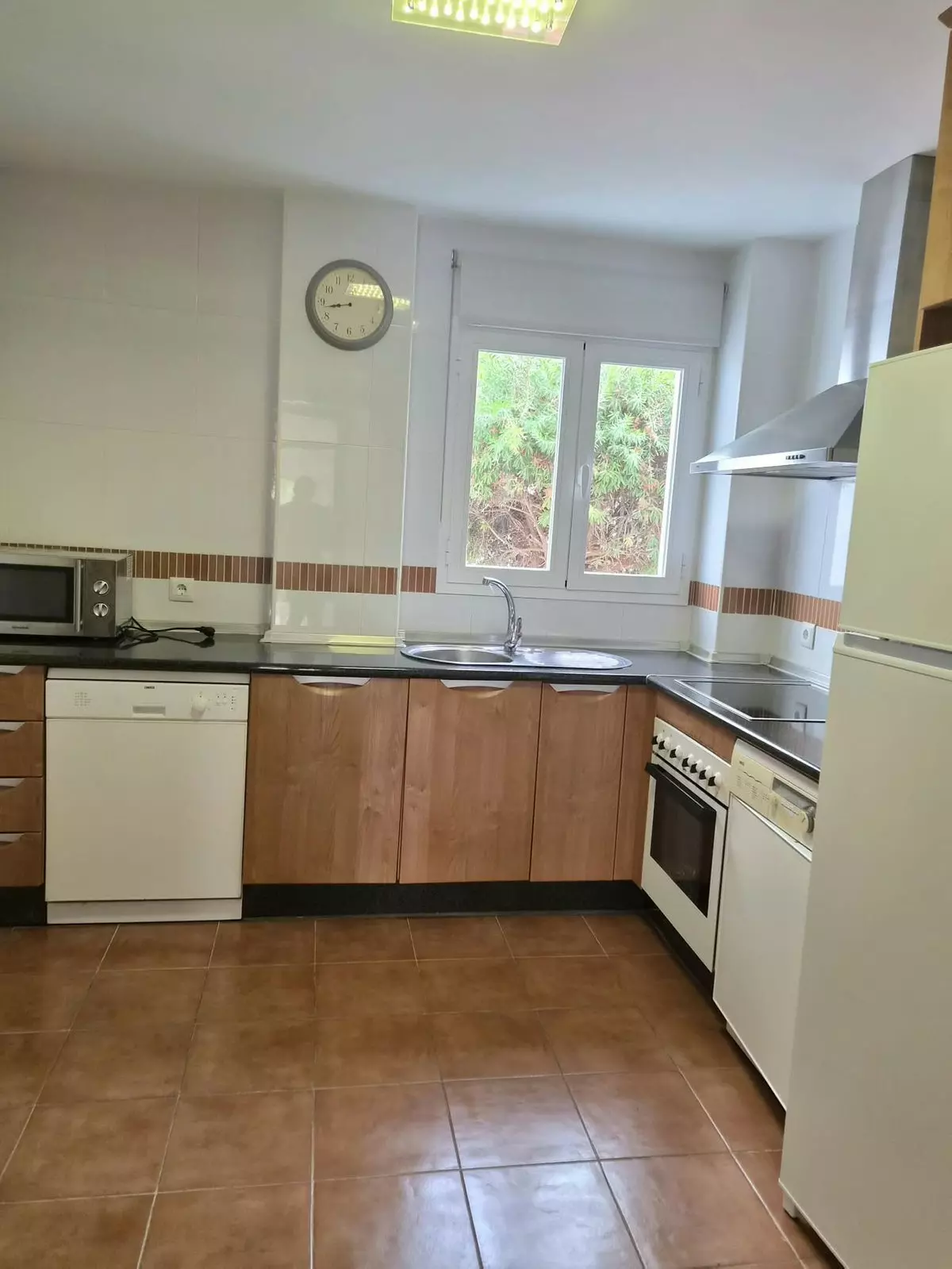 3-bedroom Apartment In Alhaurín El Grande, Spain (107 M²)