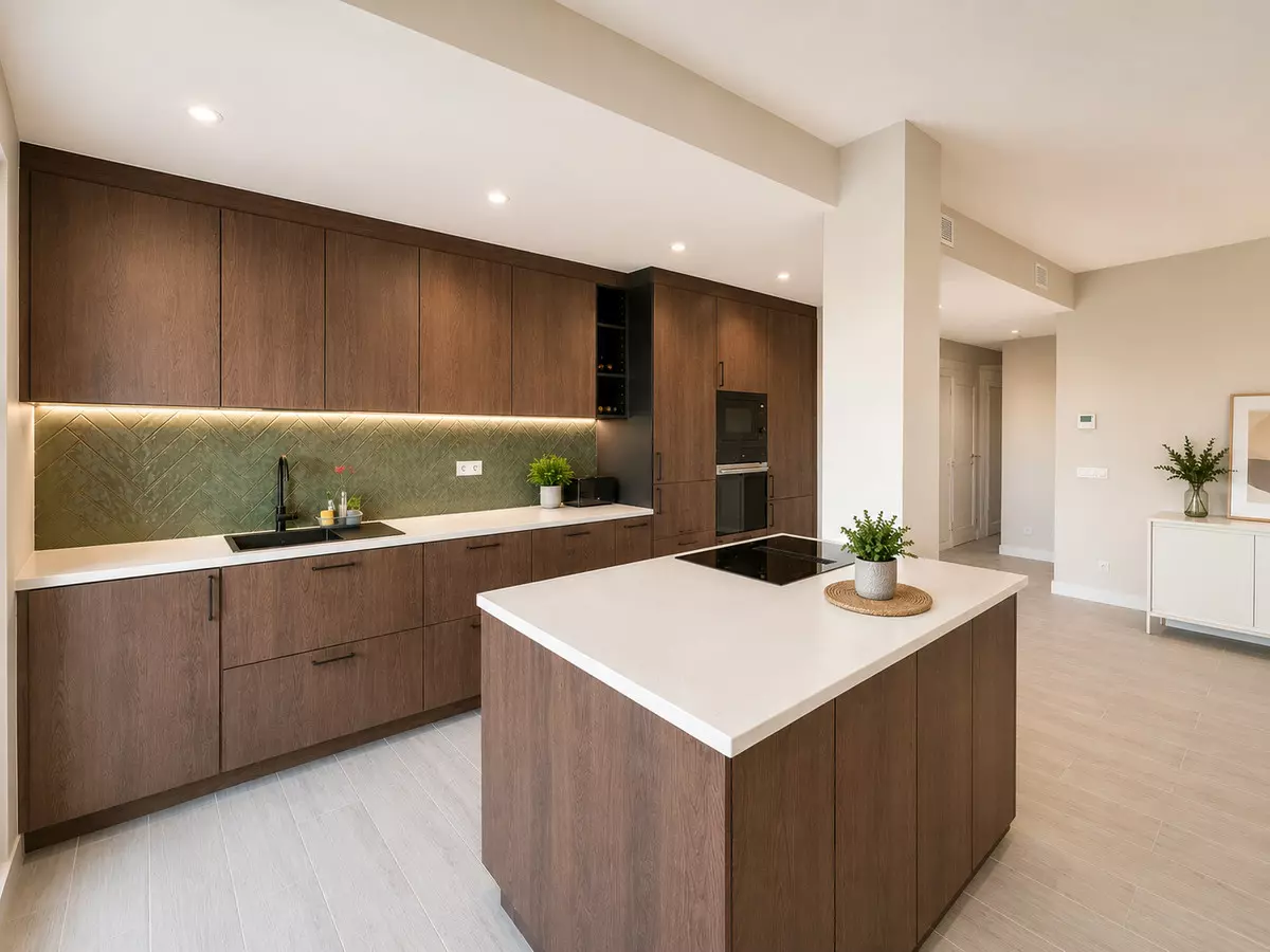 3-bedroom Apartment In Estepona, Spain (146 M²)