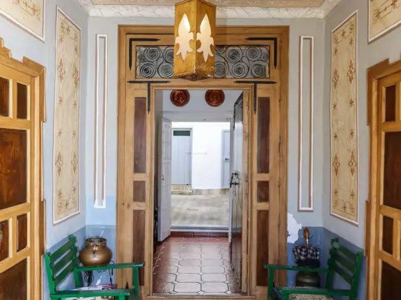 5-bedroom Town House In Tolox, Spain (296 M²)
