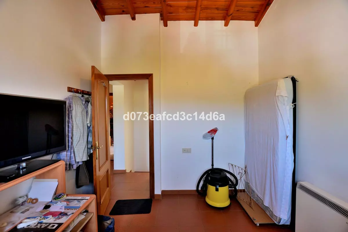 3-bedroom Town House In Málaga, Spain (144 M²)