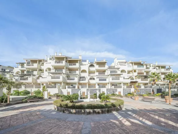 1-bedroom Apartment In Estepona, Spain (69 M²)
