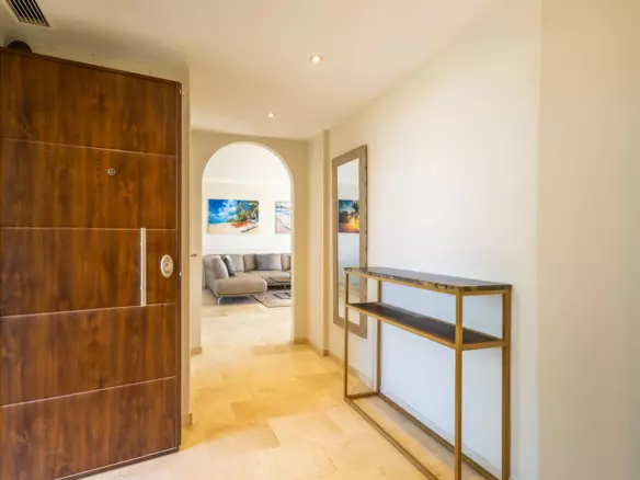 3-bedroom Apartment In Estepona, Spain (148 M²)