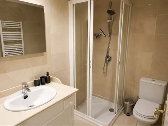 3-bedroom Apartment In Benahavis, Spain (103 M²)
