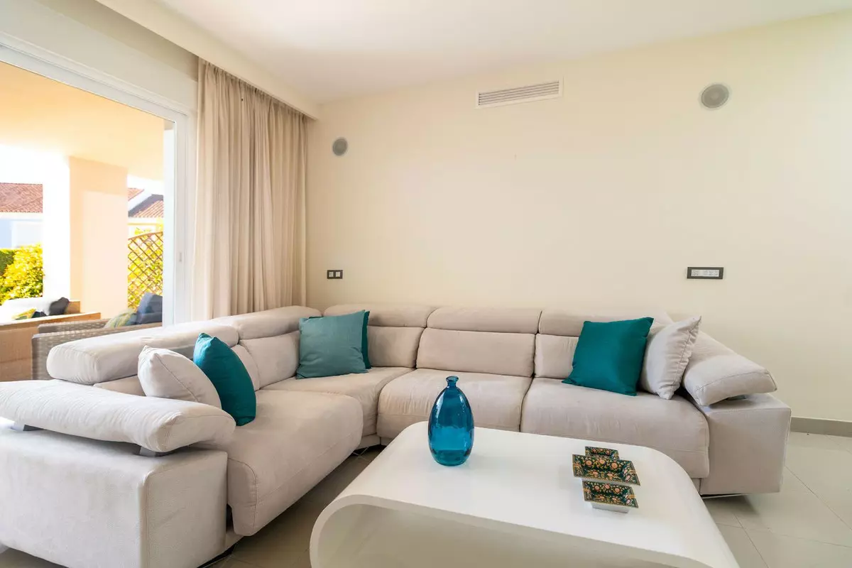 2-bedroom Apartment In Estepona, Spain (106 M²)
