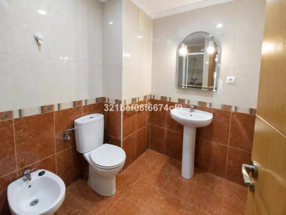 3-bedroom Apartment In Málaga, Spain (100 M²)