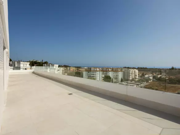4-bedroom Apartment In Marbella, Spain (129 M²)