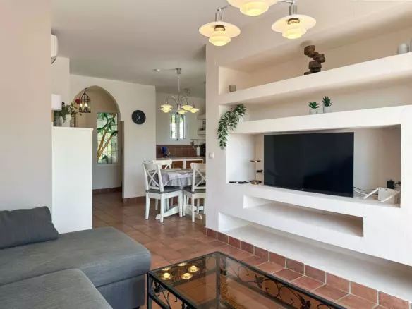 3-bedroom Apartment In Benalmádena, Spain (70 M²)