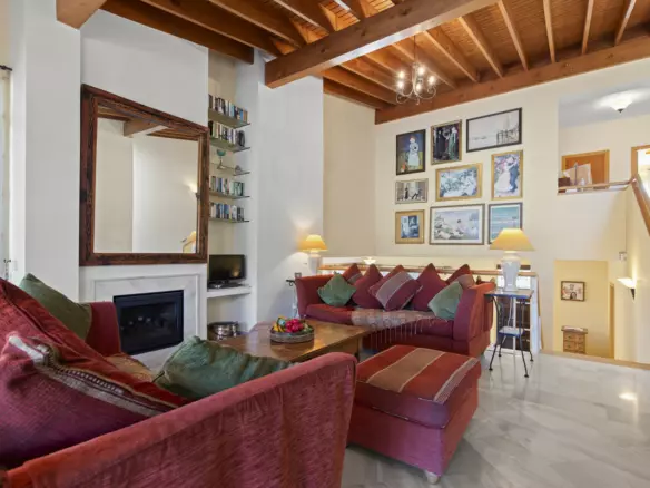 3-bedroom Villa In Benahavis, Spain (245 M²)