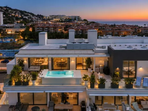 3-bedroom Apartment In Fuengirola, Spain (153 M²)