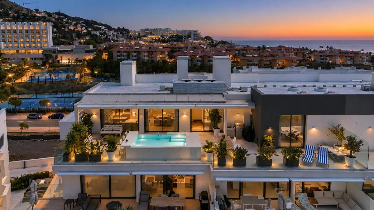 3-bedroom Apartment In Fuengirola, Spain (153 M²)