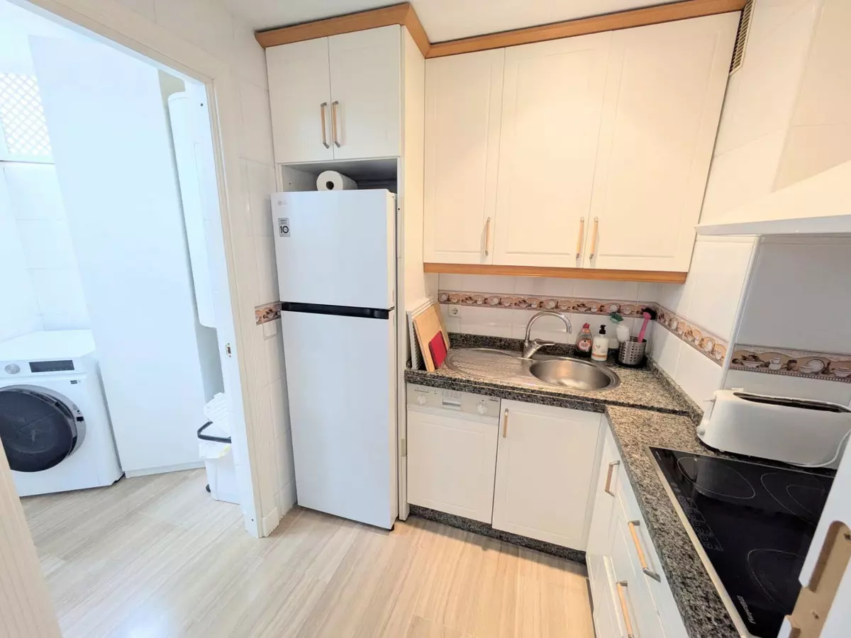 3-bedroom Apartment In Benalmádena, Spain (155 M²)