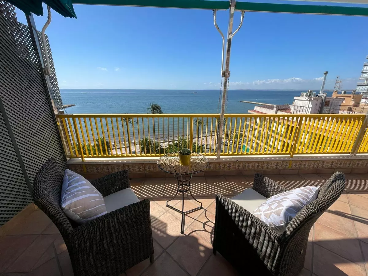 3-bedroom Apartment In Santa Pola, Spain (110 M²)