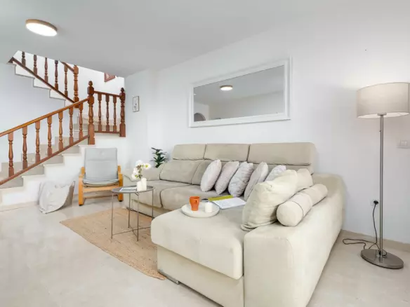 2-bedroom Apartment In Fuengirola, Spain (90 M²)