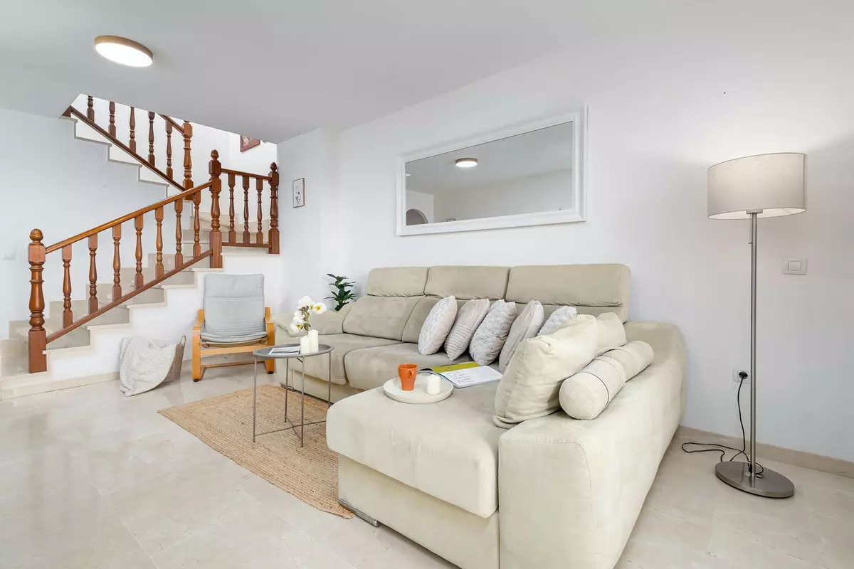 2-bedroom Apartment In Fuengirola, Spain (90 M²)