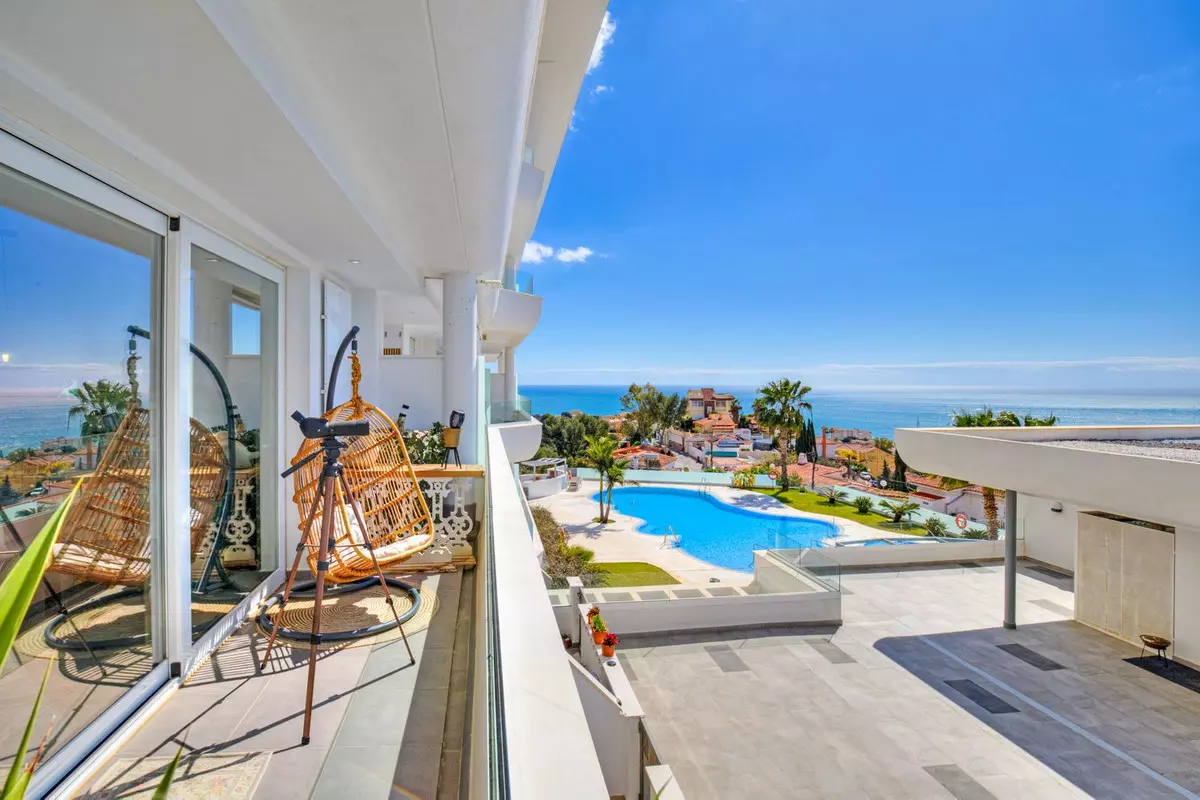 2-bedroom Apartment In Fuengirola, Spain (83 M²)