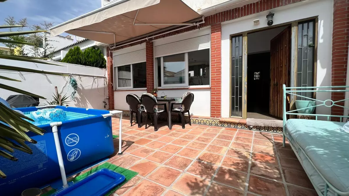 3-bedroom Villa In Benalmádena, Spain (124 M²)