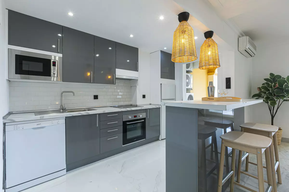 2-bedroom Apartment In Marbella, Spain (100 M²)