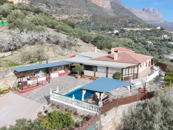4-bedroom Country House In Alcaucín, Spain (147 M²)
