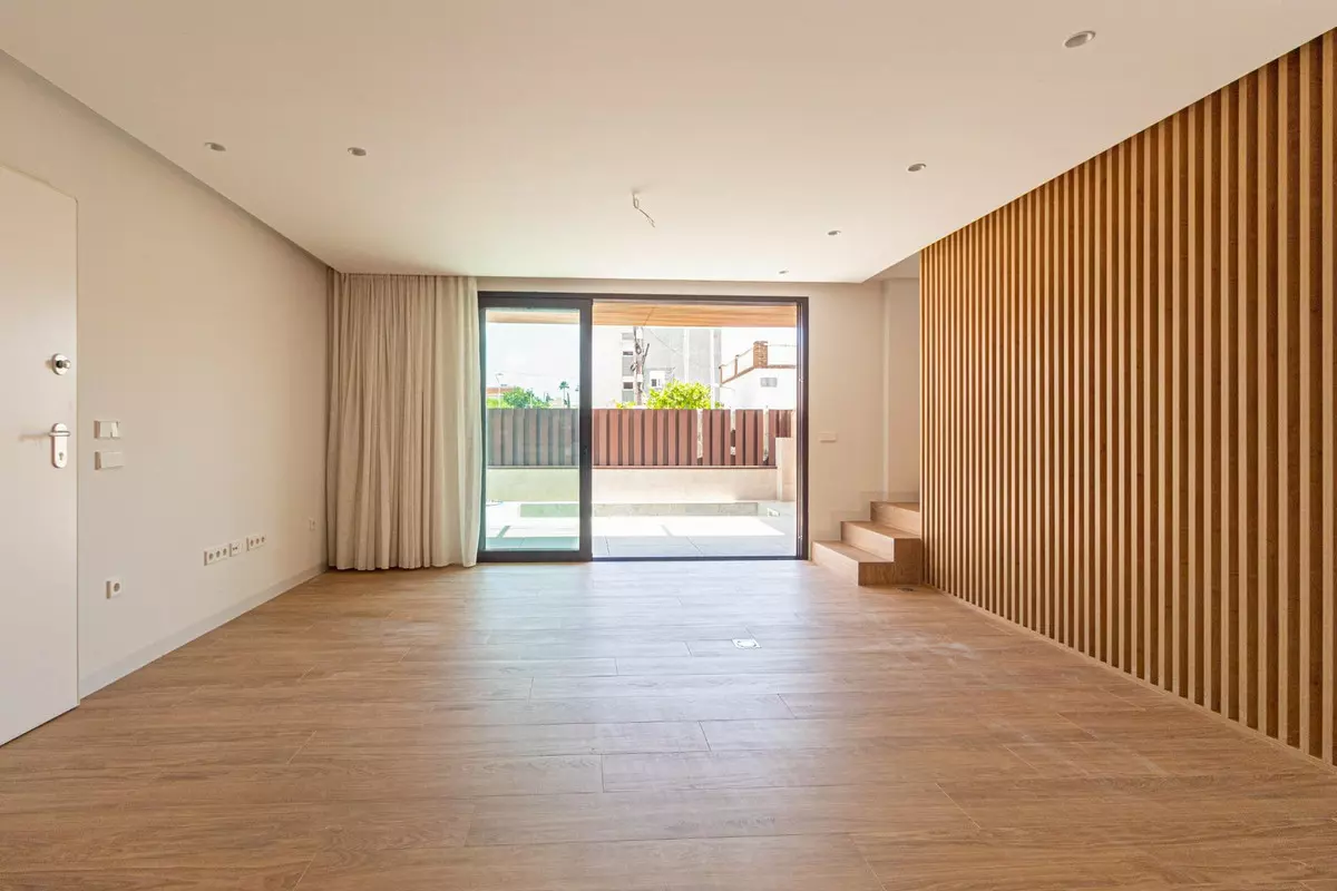 3-bedroom Villa In San Pedro Del Pinatar, Spain (145 M²)