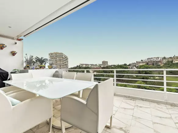 3-bedroom Apartment In Benalmádena, Spain (134 M²)