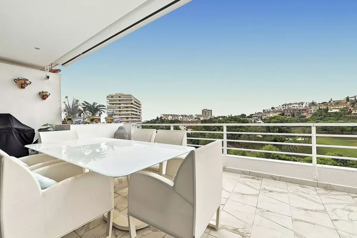 3-bedroom Apartment In Benalmádena, Spain (134 M²)