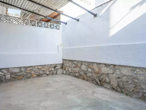 2-bedroom Country House In Marbella, Spain (48 M²)