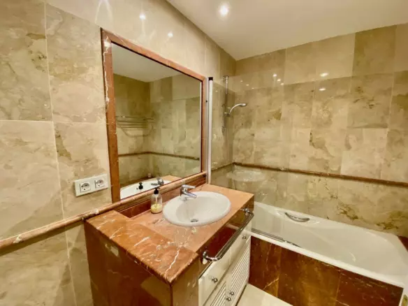 2-bedroom Apartment In Estepona, Spain (118 M²)