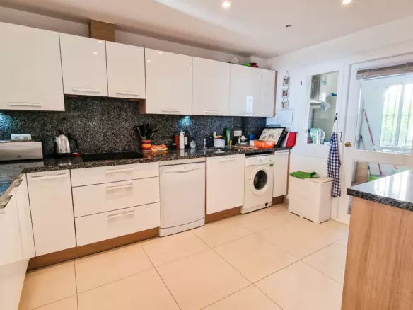 2-bedroom Apartment In Manilva, Spain (144 M²)
