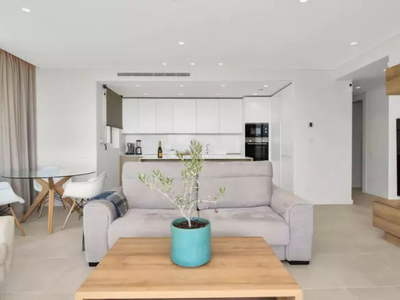 2-bedroom Apartment In Ojen, Spain (111 M²)