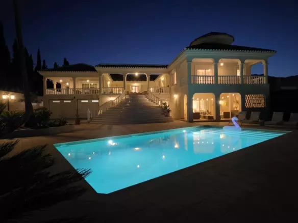 5-bedroom Villa In Benalmádena, Spain (793 M²)