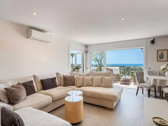 2-bedroom Apartment In Málaga, Spain (108 M²)