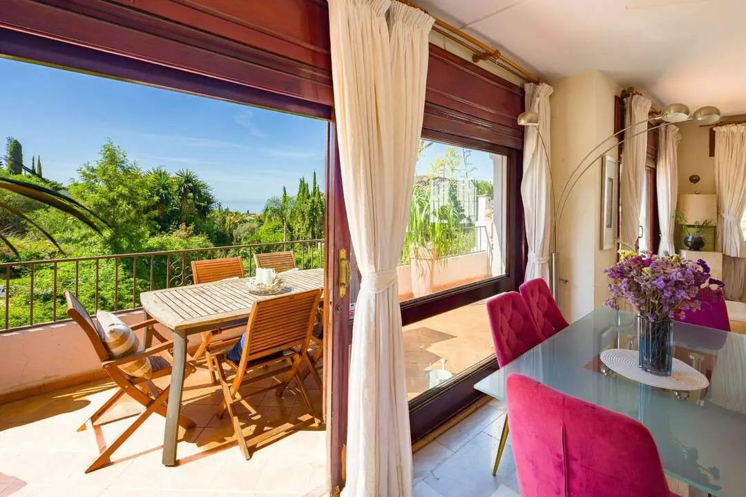 4-bedroom Villa In Marbella, Spain (270 M²)