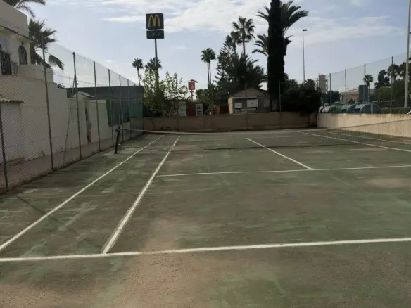 2-bedroom Villa In Torrevieja, Spain (50 M²)