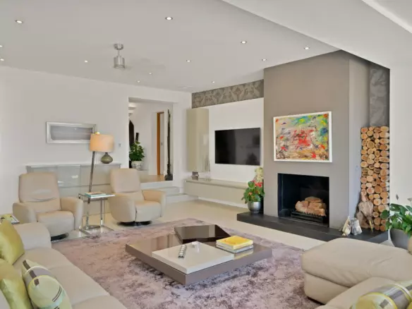 6-bedroom Villa In Marbella, Spain (413 M²)