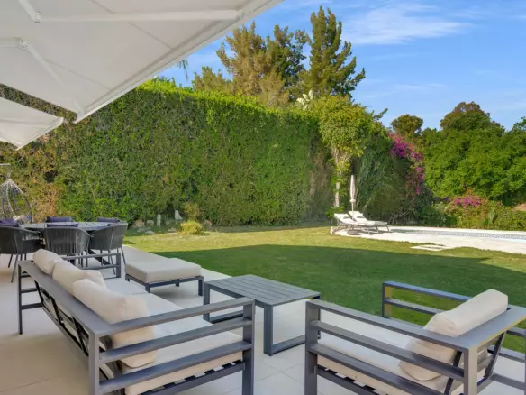 4-bedroom Villa In Marbella, Spain (280 M²)