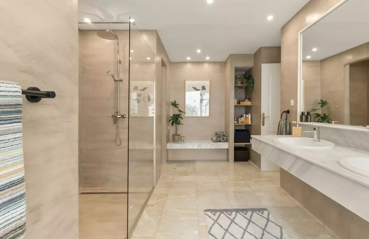 5-bedroom Villa In Mijas, Spain (322 M²)
