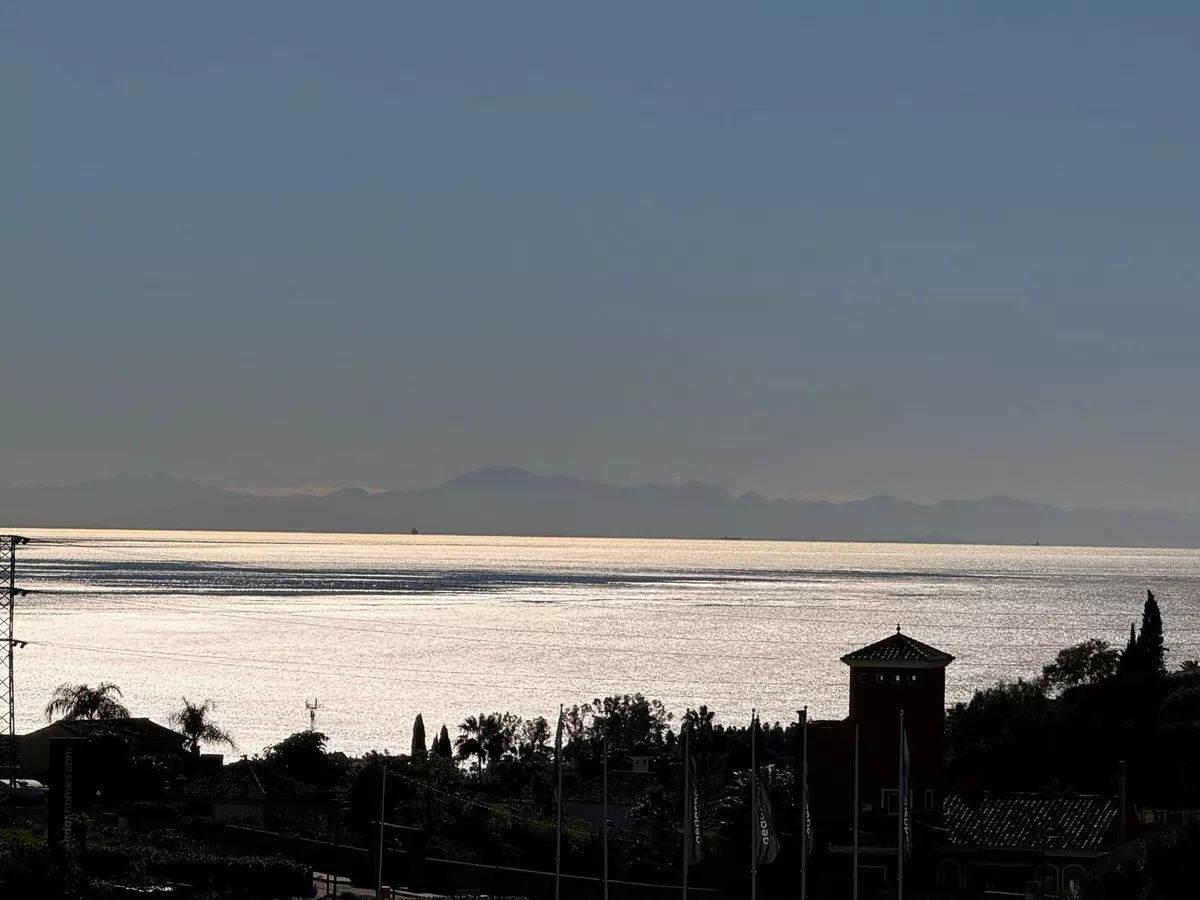 3-bedroom Apartment In Estepona, Spain (175 M²)